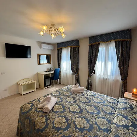 Ca' Antico Monastero Guest house *