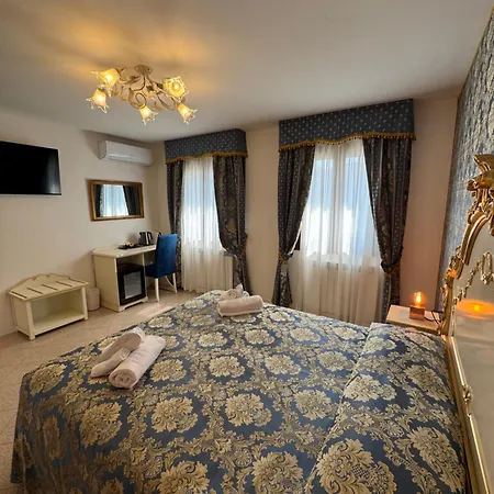 Ca' Antico Monastero Guest house *