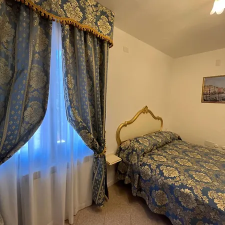 Ca' Antico Monastero Guest house *